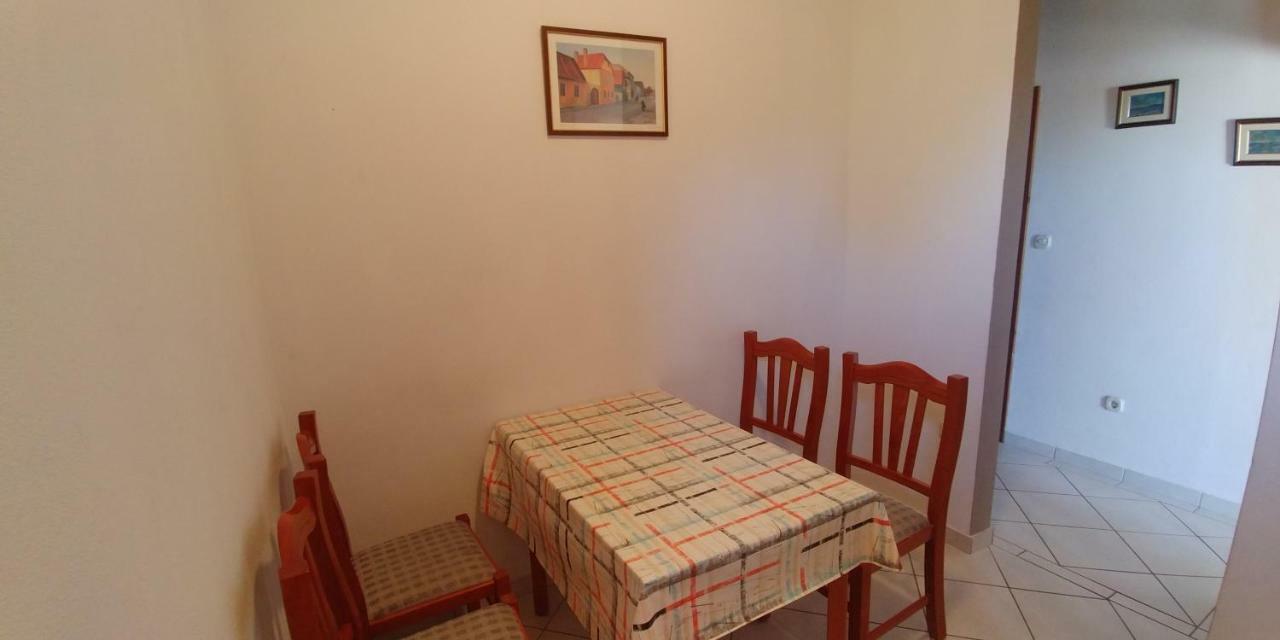 Apartments Paula Starigrad Paklenica Εξωτερικό φωτογραφία